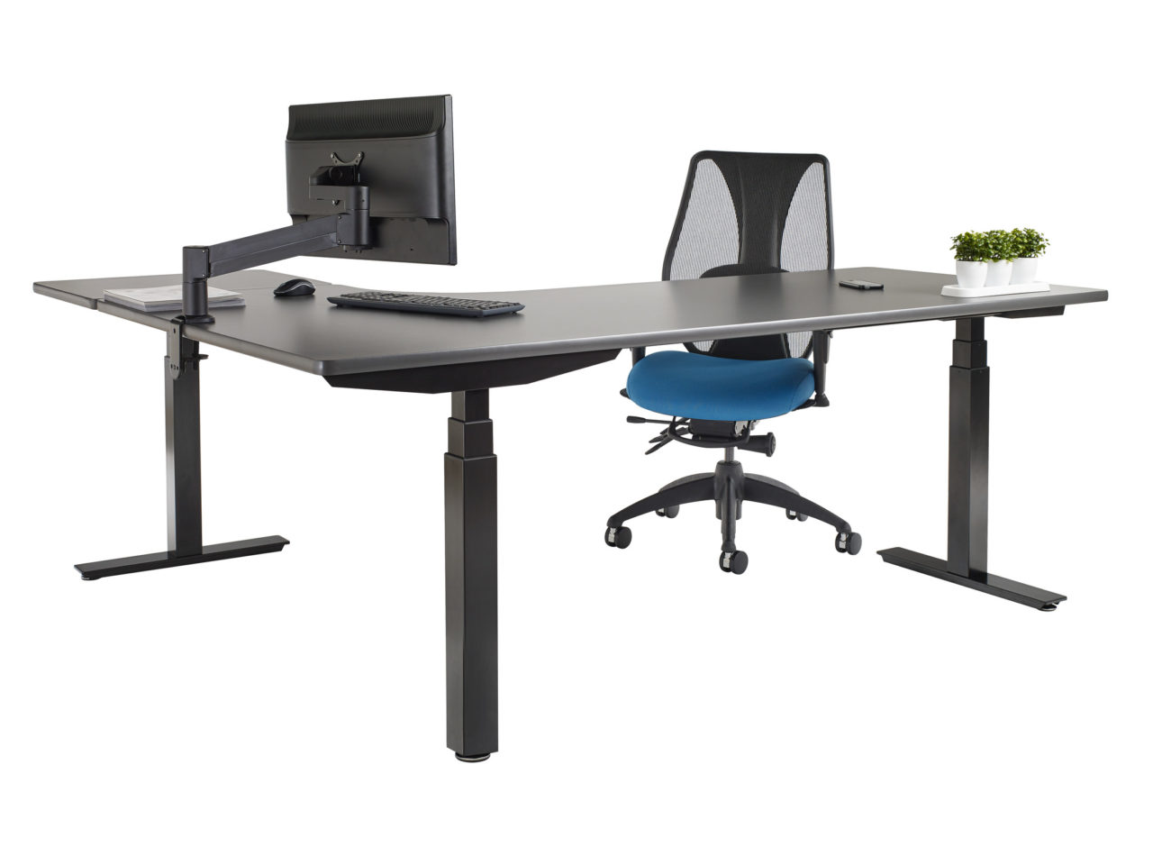 UpCentric3LegPeg_AccessorizedDownTcentric__2__2100x1575_300_RGB